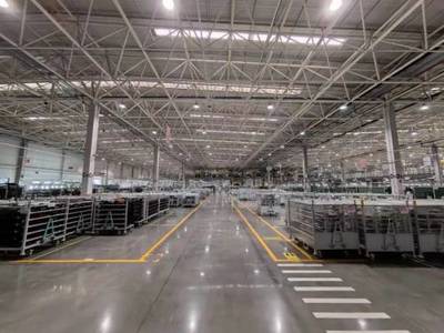 問界新M7訂單破8萬，賽力斯工廠滿負荷運轉，化妝品零售市場暗藏機遇