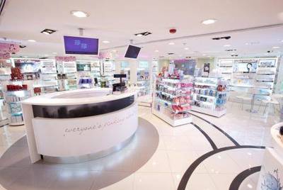莎莎、卓悅業(yè)績回暖，化妝品零售巨頭瞄準(zhǔn)大健康品類拓展新增長